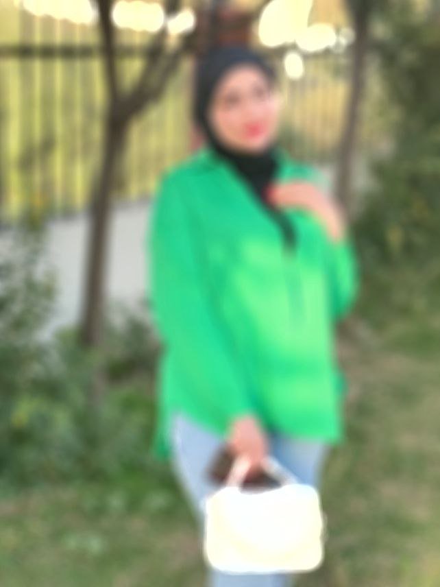 A beautiful Arab wife with charming facial features #4xGdTIqY
